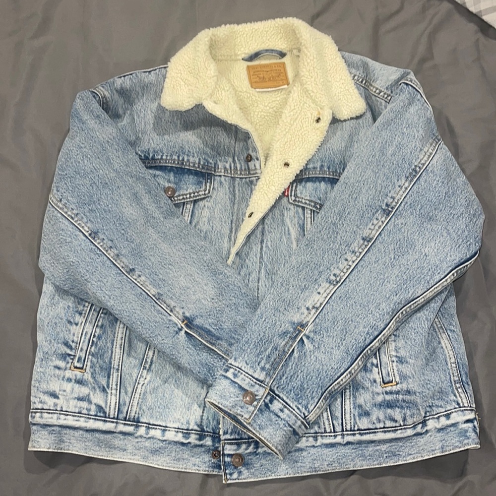 Levi Strauss sherpa lined denim jacket